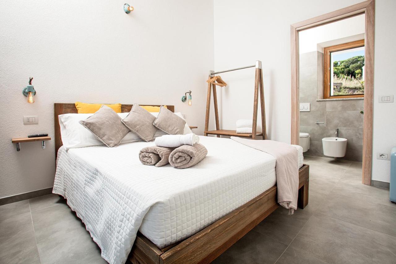 סנטה טרזה גאיורה La Casa Di Memmi Suites & Rooms מראה חיצוני תמונה