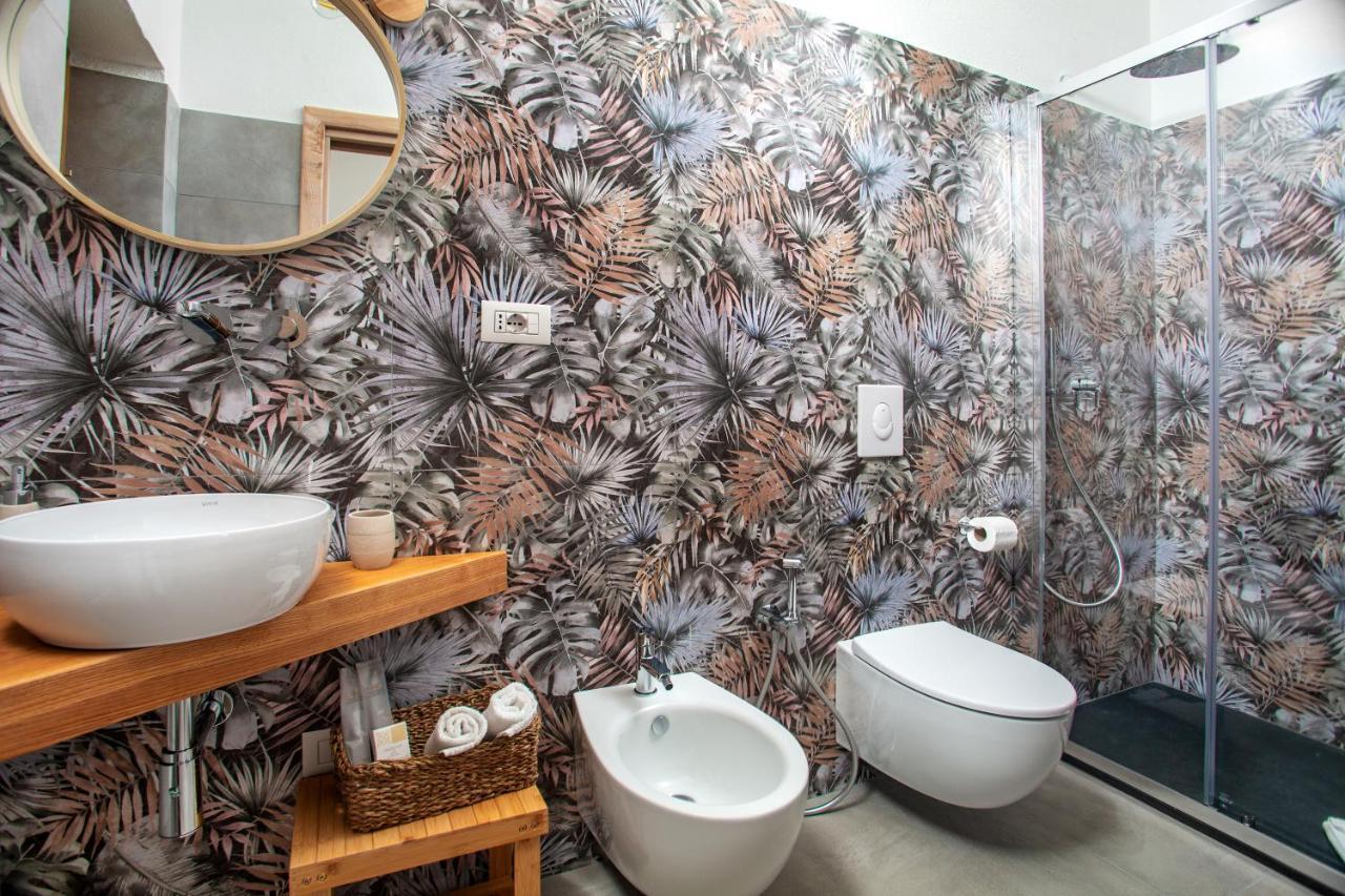 סנטה טרזה גאיורה La Casa Di Memmi Suites & Rooms מראה חיצוני תמונה